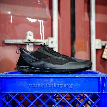 UNCIVILIZED SNEAKER 2.0 TRIPLE BLACK